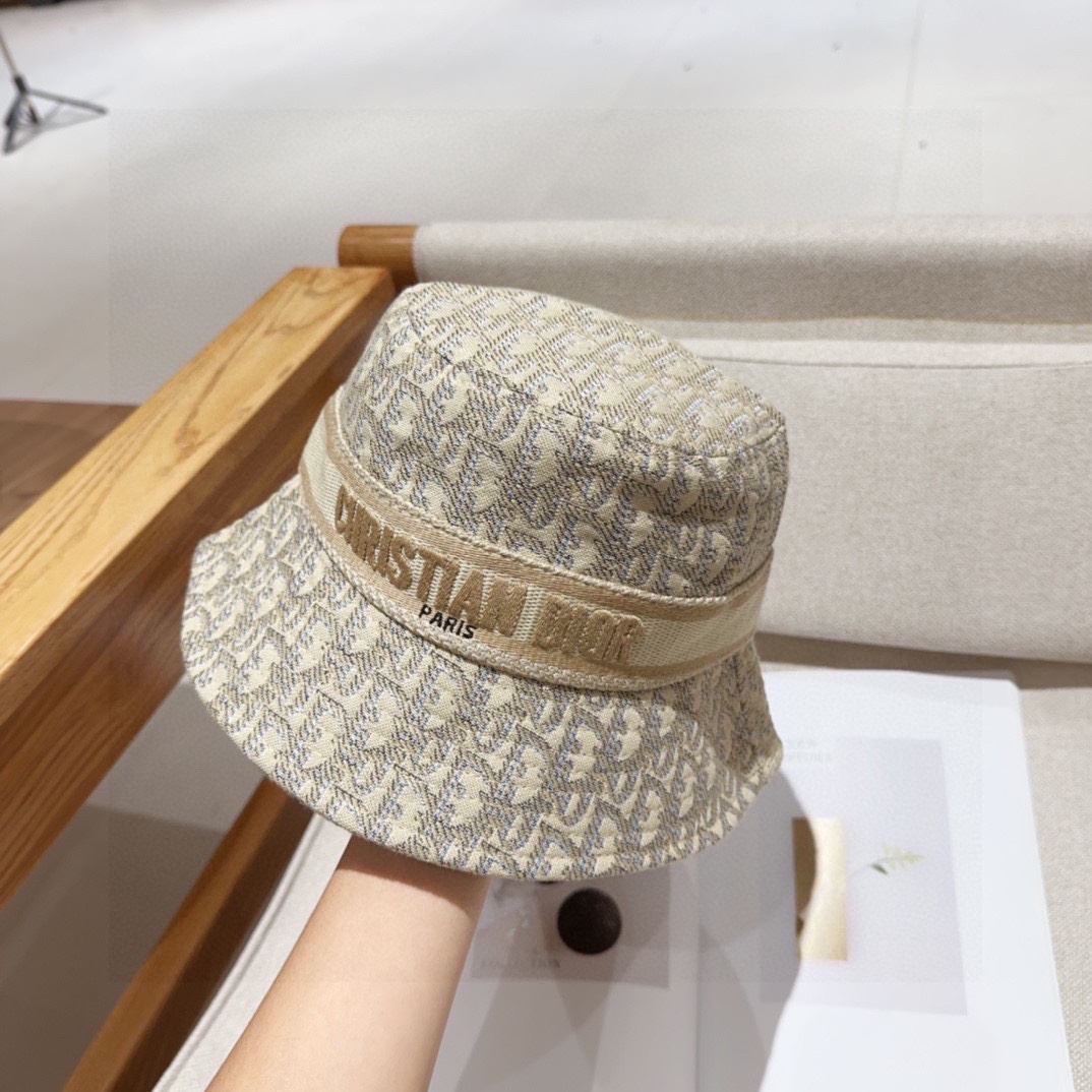 Christian Dior Caps